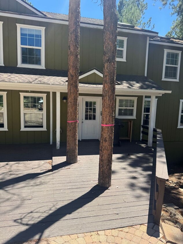 Primary Photo - Spacious University Heights Home at the En...