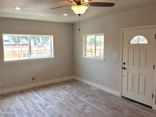 Building Photo - 3 br, 1 bath House - 3174 Highway 32