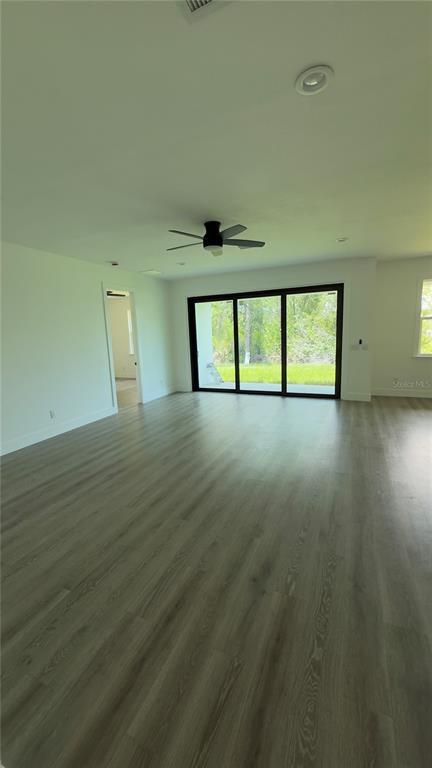 Foto del edificio - 14300 Sanilac Ave