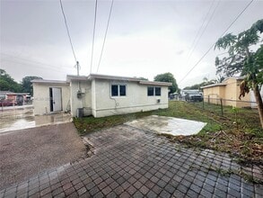 Building Photo - 2348 NW 15th St