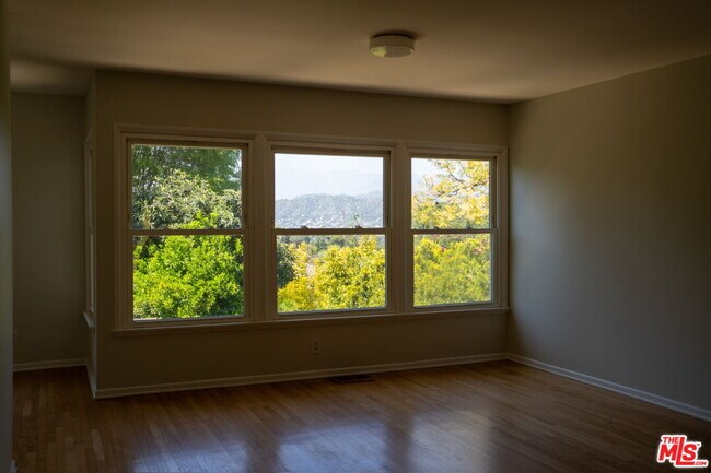 Building Photo - 4801 Frieda Dr