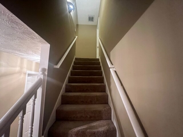 Foto del edificio - 3245 Timber Walk Cir