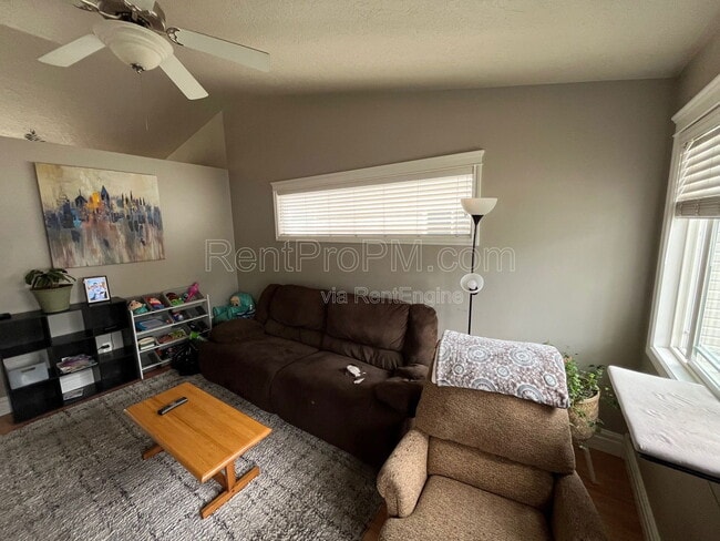 Foto del edificio - 4015 Berwick Ln