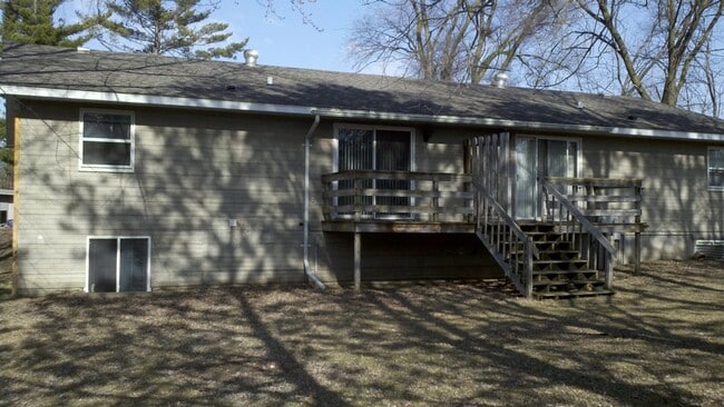 Foto del edificio - 3321 Miller St