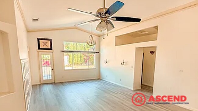 Foto del edificio - 4 Bedroom Home In Rosedale!!