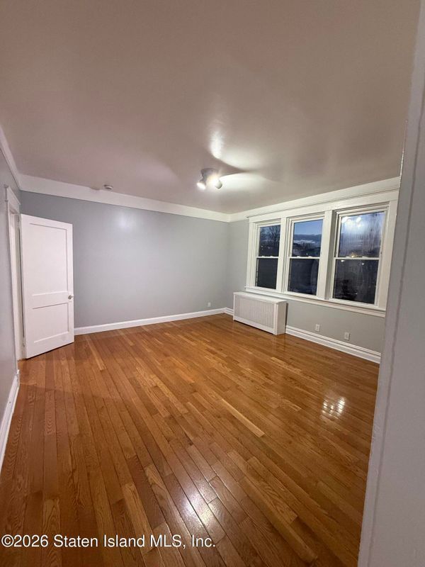 Foto del edificio - 335 Clifton Ave