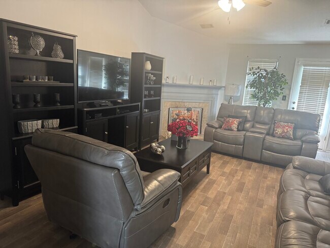 Foto del edificio - 143 Myrick Rd NW