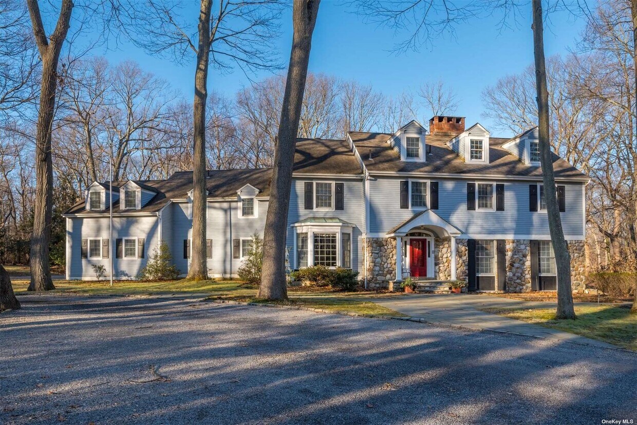 Primary Photo - 17 E Gate Rd