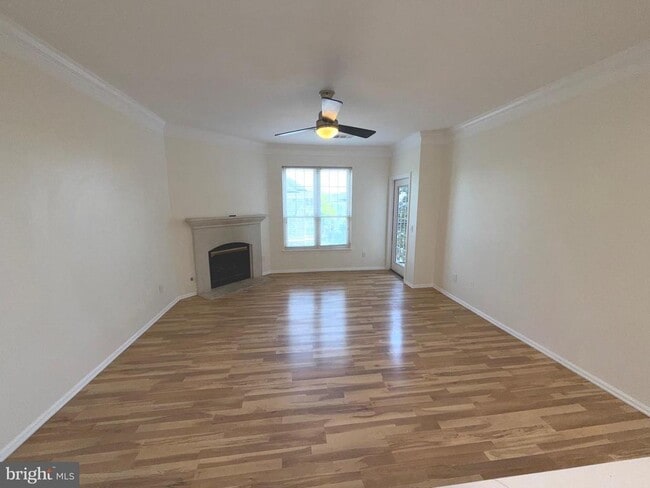 Building Photo - 1521 Spring Gate Dr.