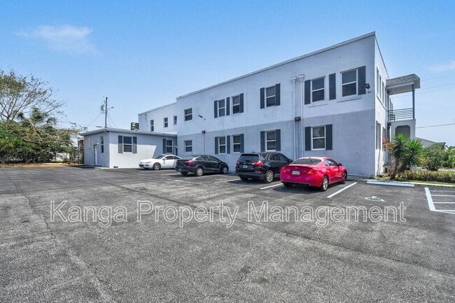 Building Photo - 1401 Division Ave