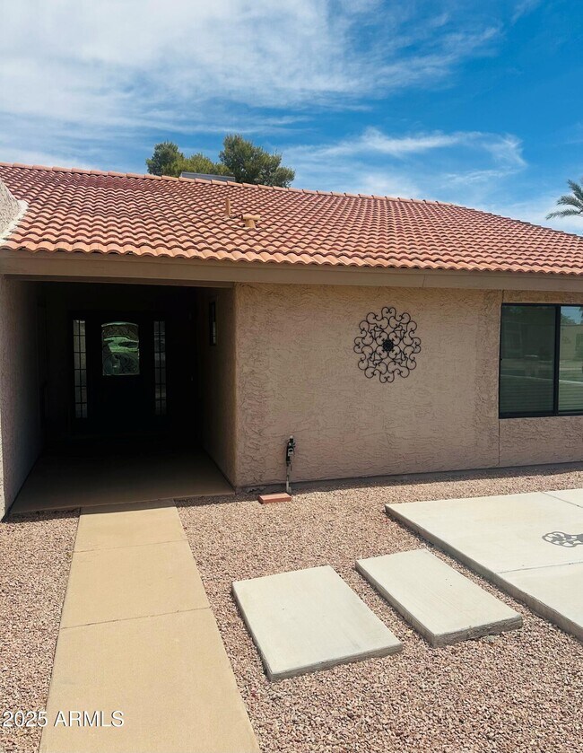 Building Photo - 9314 E Sun Lakes Blvd N