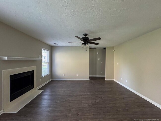 Building Photo - 2582 Gotts Ln