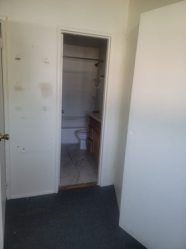 Photo - 133-19-119 160th St House