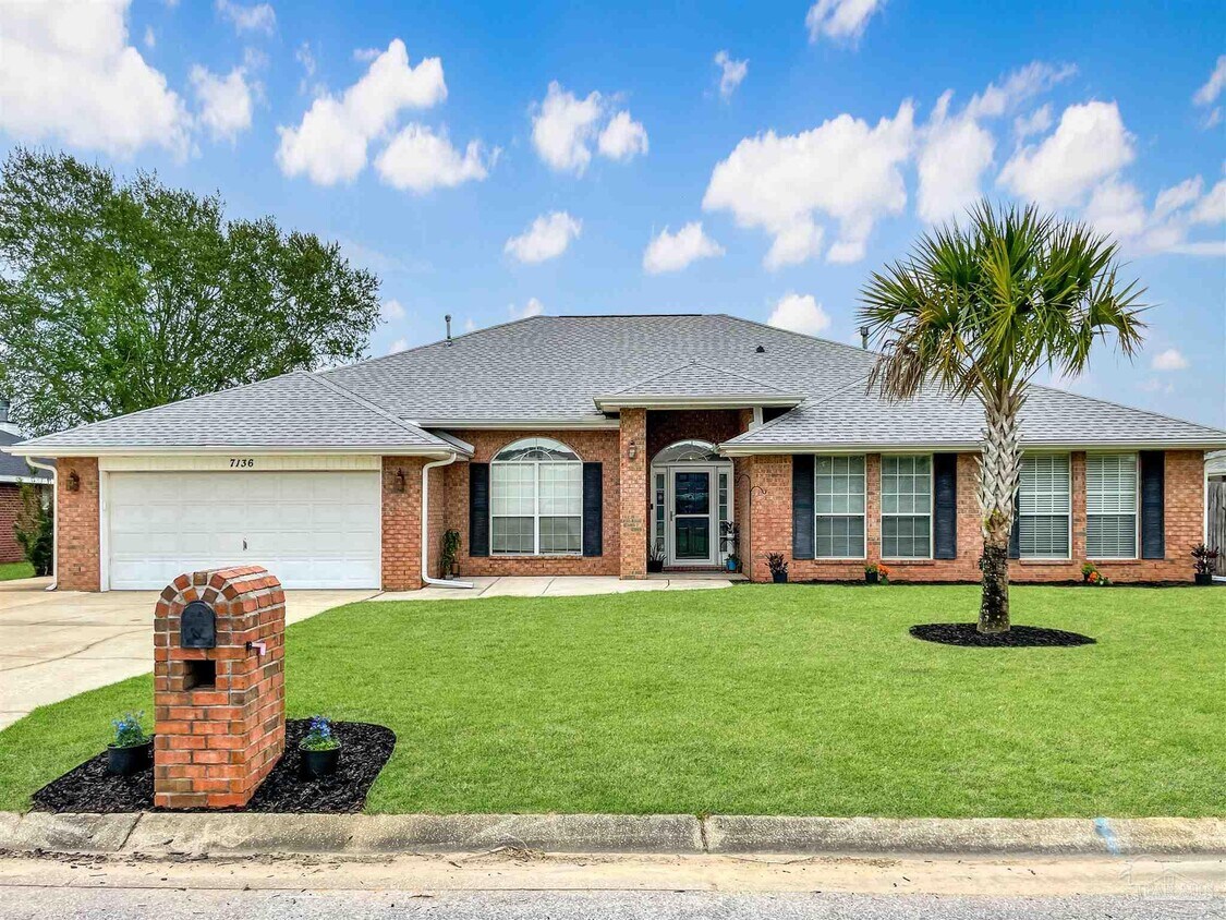Foto principal - 7136 Fitzpatrick Rd