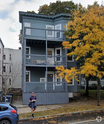 Building Photo - 530 Cambridge St