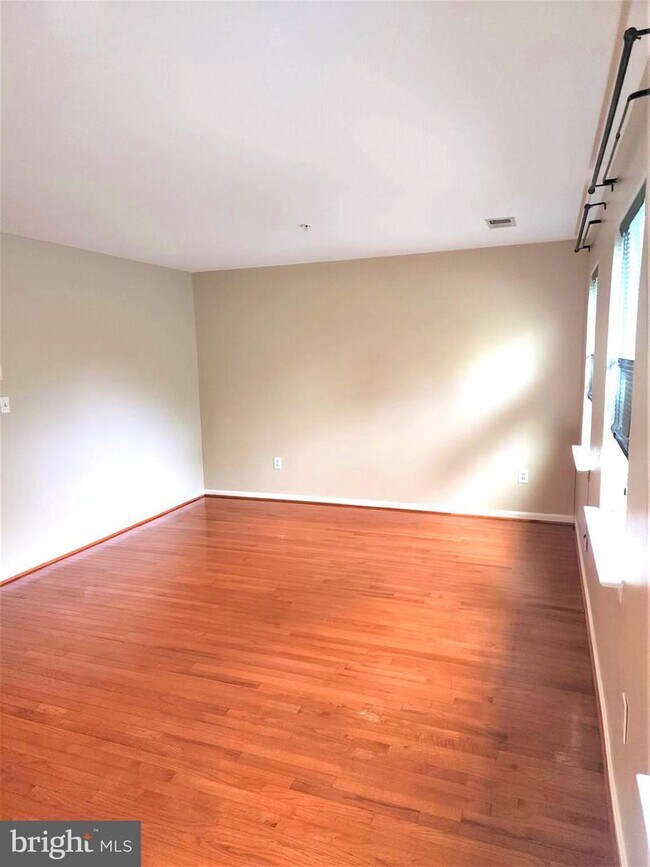 Building Photo - 4803 Sutler Dr