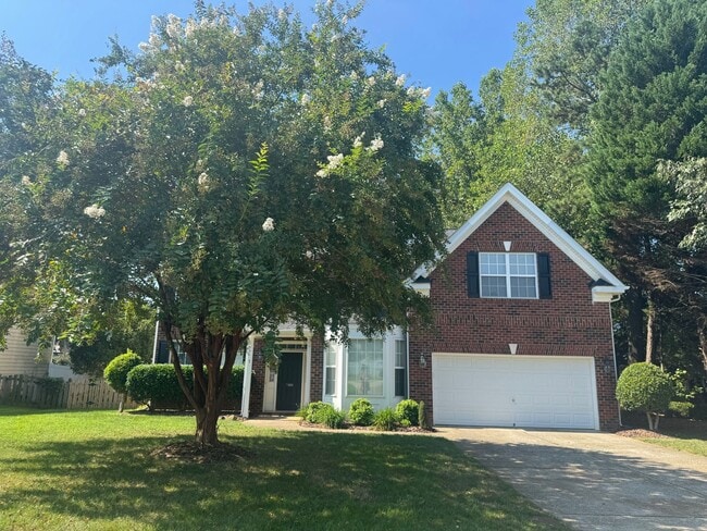 Building Photo - 800 Pinkney Pl