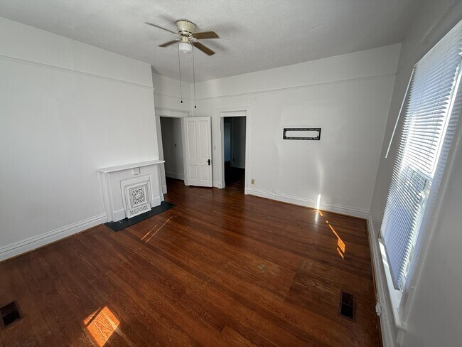 Foto del edificio - 404 Ewing St