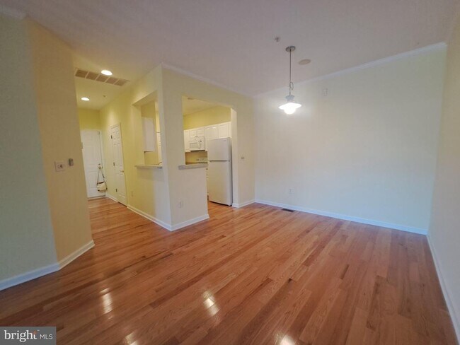 Foto del edificio - 4100 Sandpiper Dr