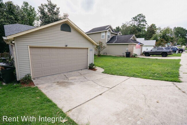 Building Photo - 3 br, 2 bath House - 3808 McFarlane Drive