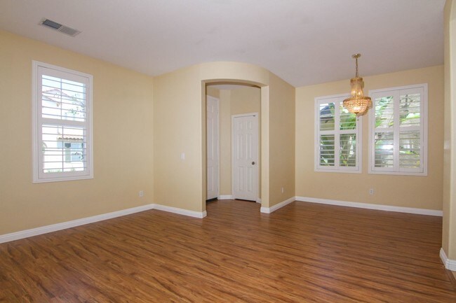 Foto del edificio - 13315 Via Santillana