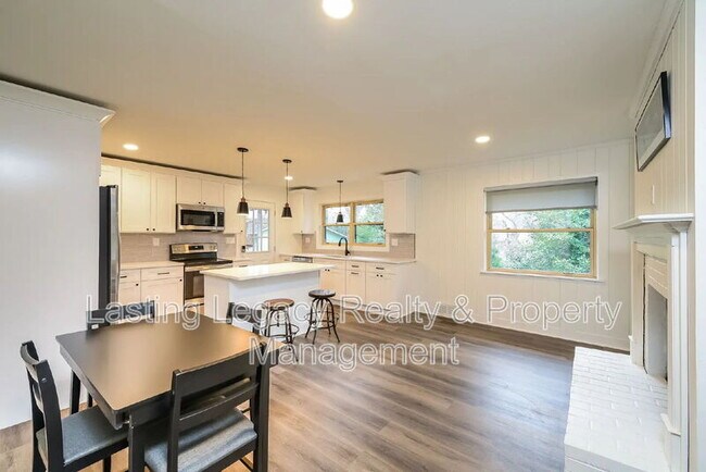 Foto del edificio - 147 Harmon Ave