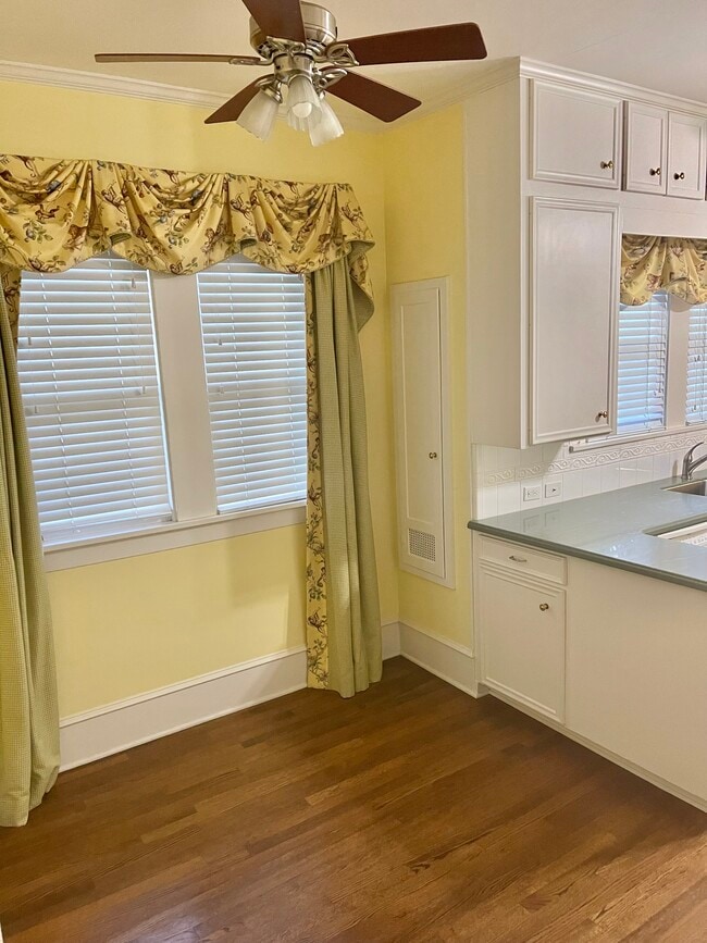 Foto del edificio - 654 Linden St