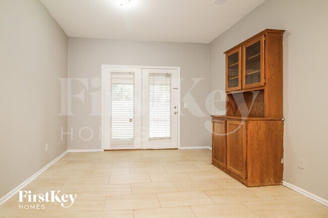 Foto del edificio - 1812 Foxfire Rd