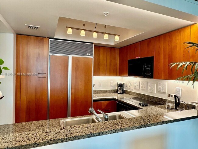 Foto del edificio - 1500 Ocean Dr