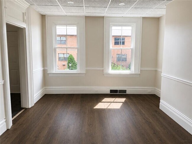 Foto del edificio - 211 7th St