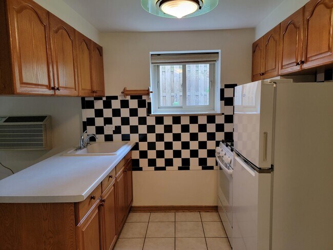 Foto del edificio - 6606 N Harlem Ave