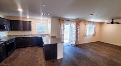 Building Photo - 2765 Frosted Teal Ave