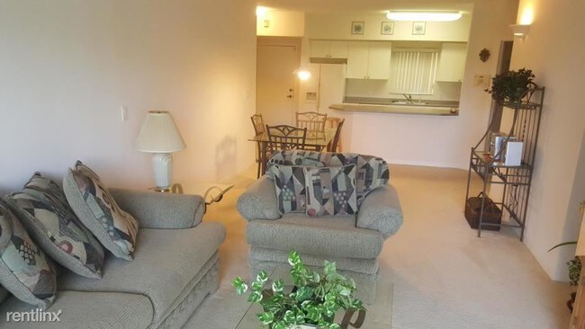 Foto del edificio - 2 br, 2 bath Condo - 2105 Lavers Cir Apt 410
