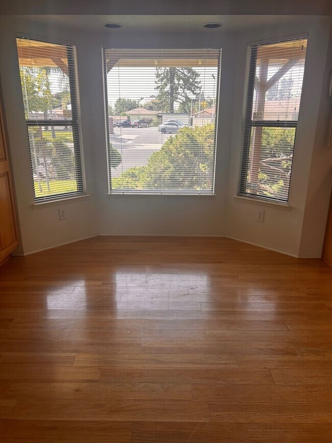 Foto del edificio - Great Home for Rent in Visalia!