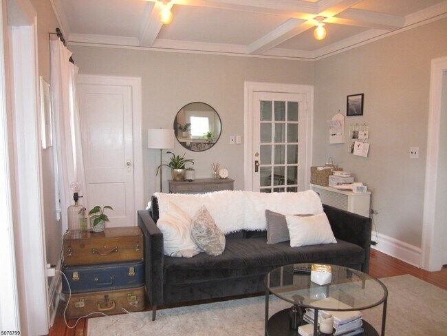 Building Photo - 1 Rydal Pl
