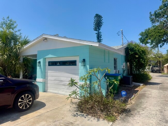 Photo - 5318 61st Way N House