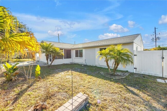 Building Photo - 354 74th Ave NE