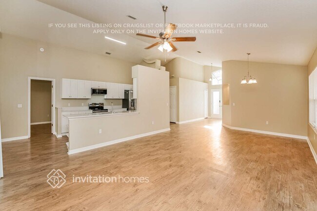 Foto del edificio - 441 Long Cove Rd