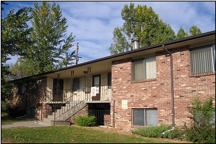 Primary Photo - Skyline Apartments