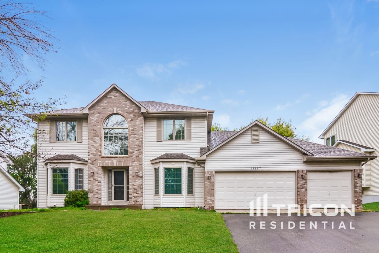 Foto principal - 13867 Virginia Ave S