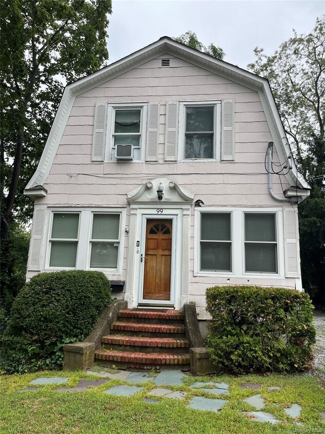 Primary Photo - 99 High St
