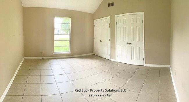 Building Photo - 13922/13924 Azalea Park Ave