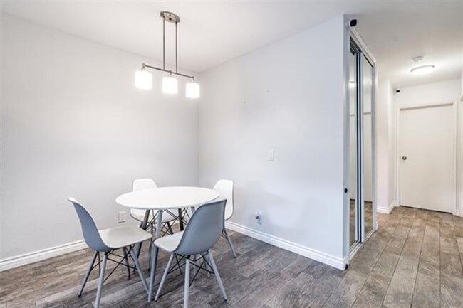 Foto del edificio - Remodeled Condo in Normal Heights!