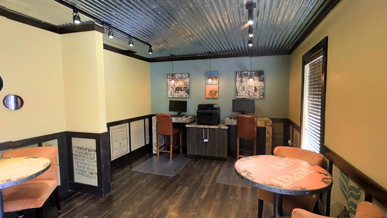 Photo - Ridgemar Commons Apartments