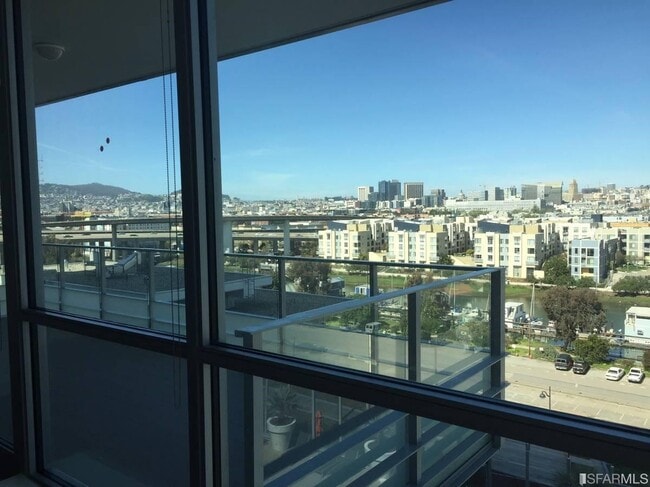 Building Photo - 718 Long Bridge St