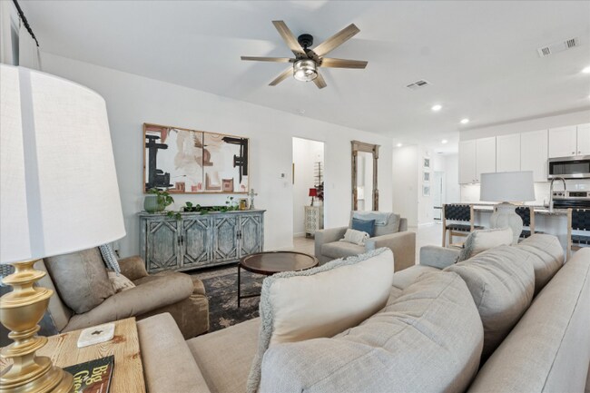Foto del edificio - 1848 Sadie Lark Ln