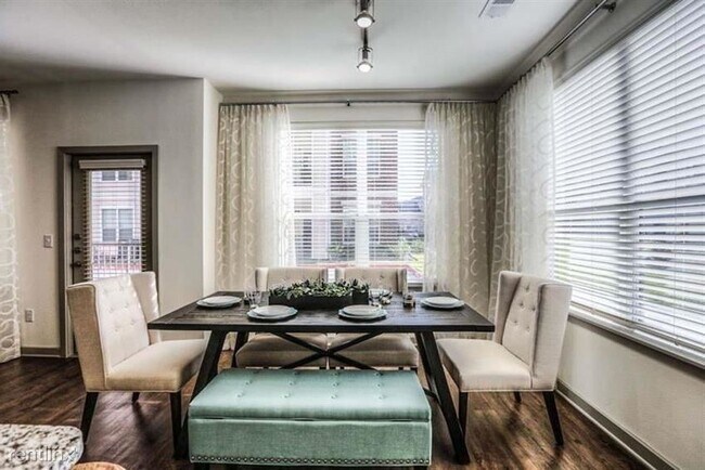 Foto del edificio - 2 br, 2 bath Condo - 25710 Loop 494 Townho...