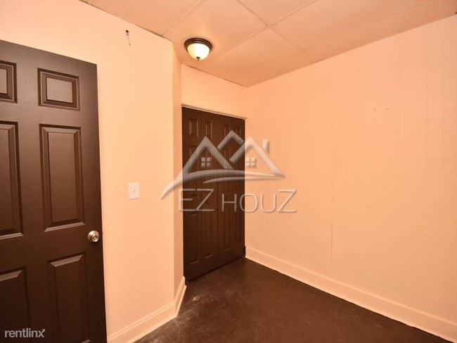 Foto del edificio - 3814 W Cold Spring Ln