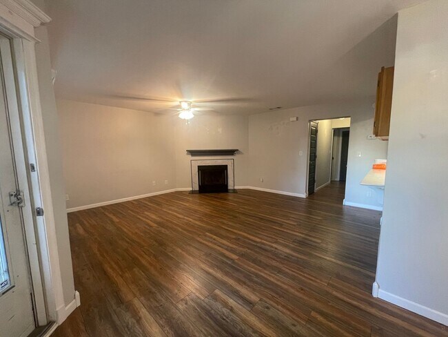 Foto del edificio - Inlet Colony First Floor Oasis!