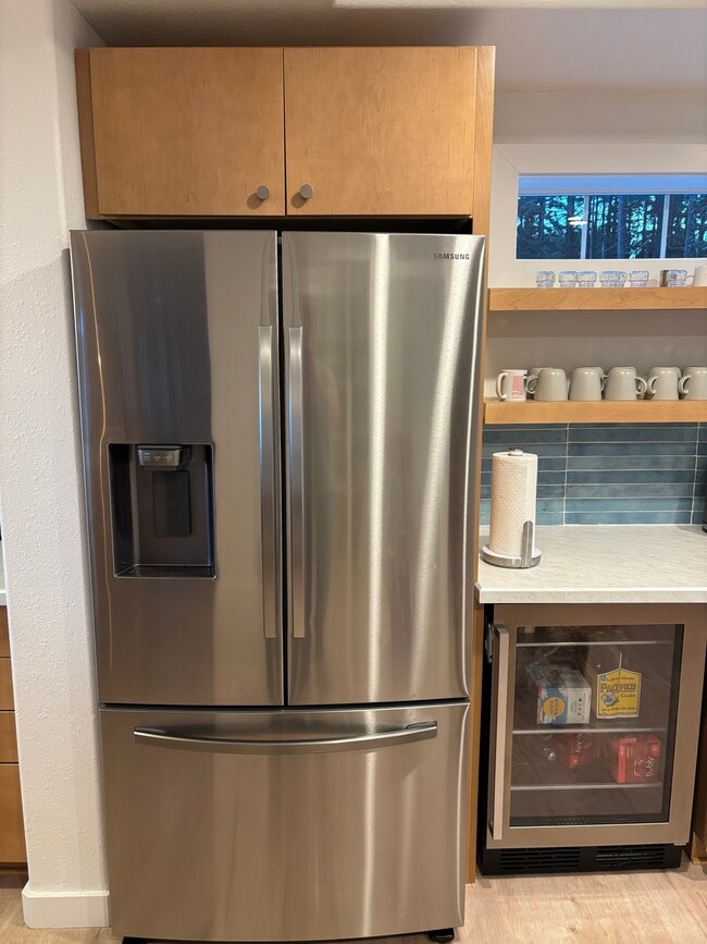 Building Photo - 90031 Cape Arago Hwy